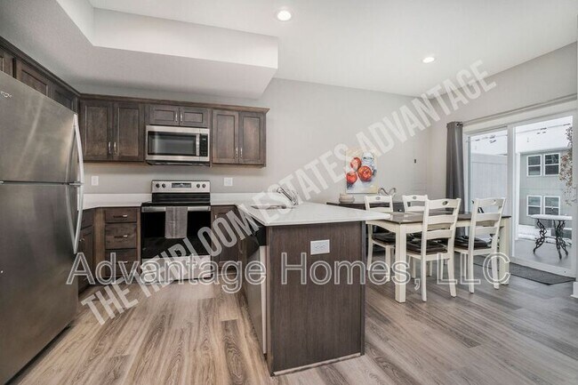 Foto del edificio - 341 N 5th Terrace
