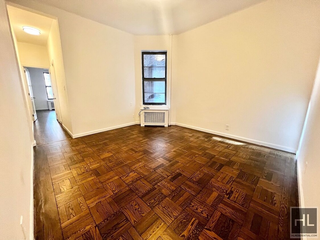 Primary Photo - EAST 88 STREET