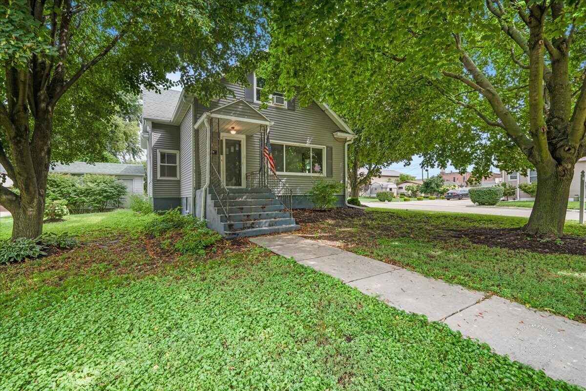 Foto principal - 2001 3rd St