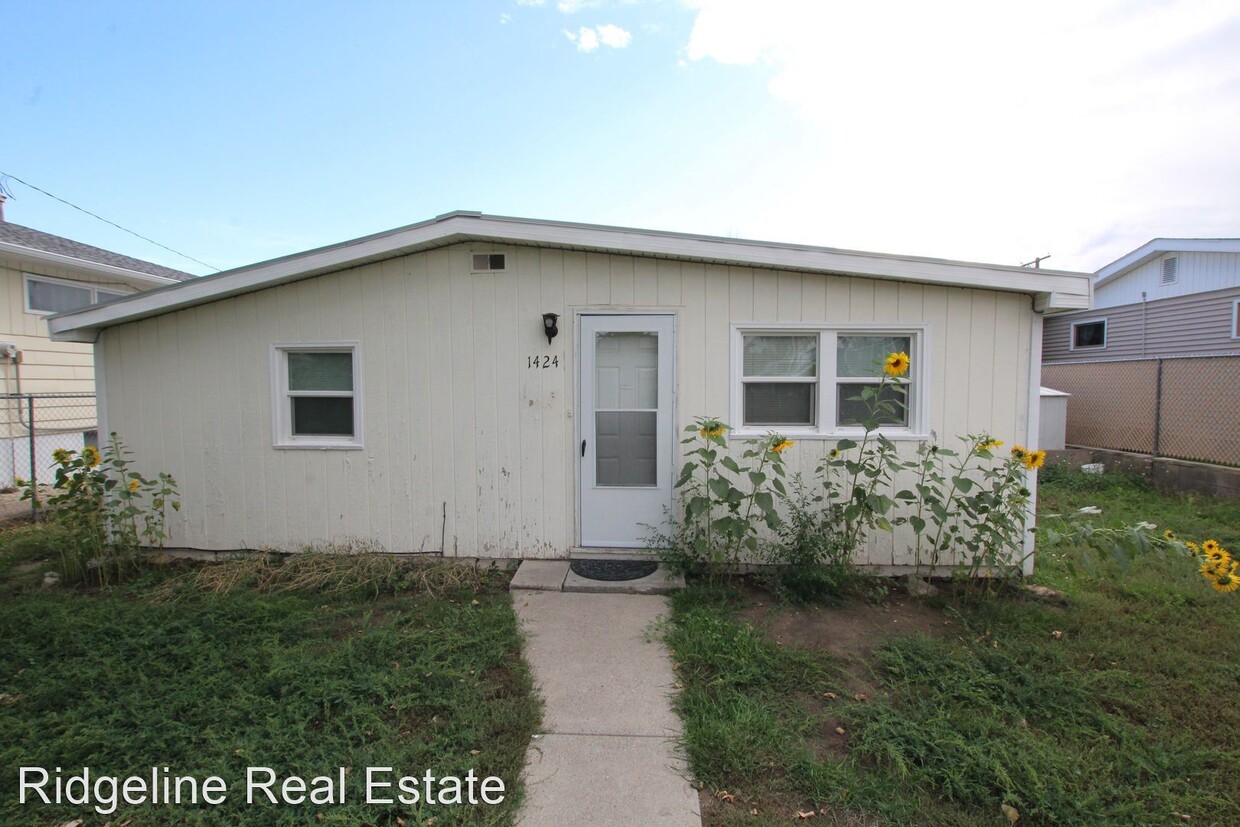 Primary Photo - 2 br, 1 bath House - 1424 17th Ave S