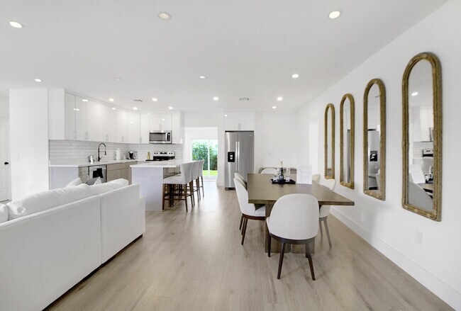 Foto del edificio - 18361 NE 20th Pl