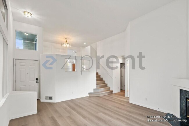 Building Photo - 2074 Calabazas Blvd
