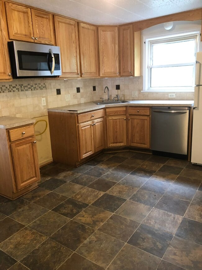 260 Brayton Rd, Rochester, NY 14616 House Rental in Rochester, NY