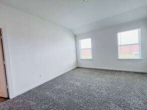 Building Photo - 30634 Windermere