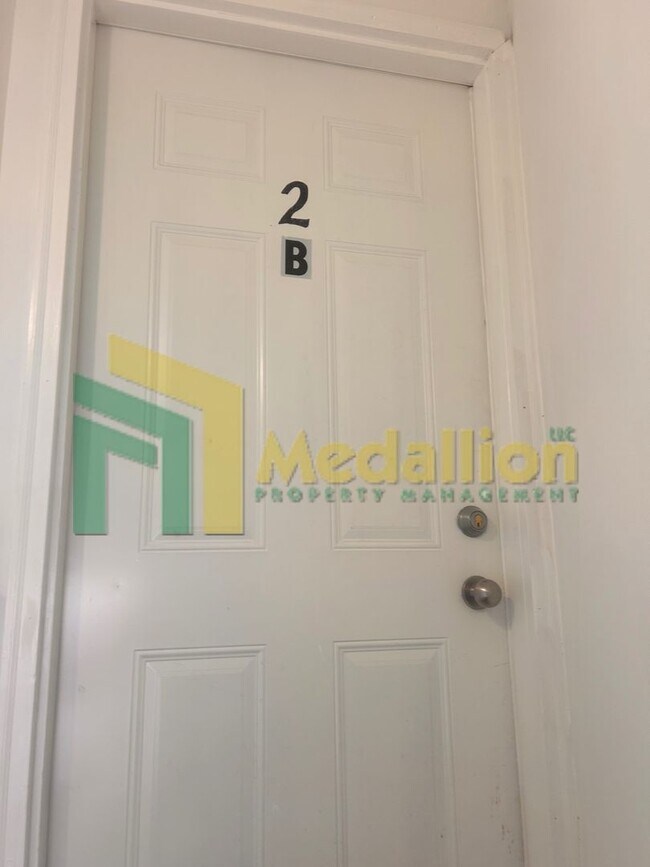 Foto del edificio - 4700 W Monroe St