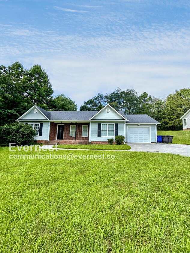 Foto principal - 4230 Church Hill Rd