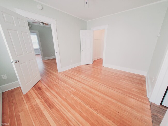 Foto del edificio - 1 br, 1 bath Condo - 467 Fairfield Ave Apt 3