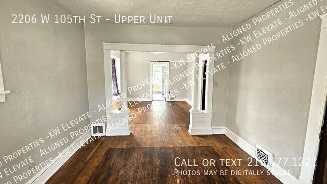 Building Photo - 2206 W 105th St