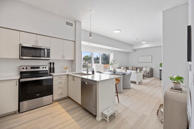 Building Photo - Dean Avenue Apartments