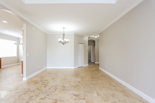 Building Photo - 141 Seminole Lakes Dr