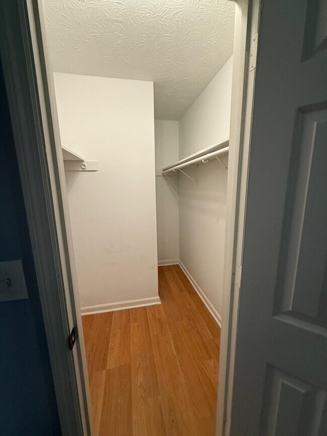 Building Photo - 809 Burns Walk Ct NW