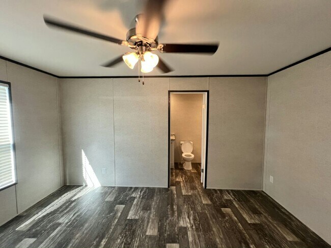 Building Photo - 69 Tower Manor Cir E