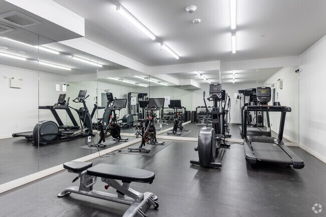 Centre de remise en forme - Edgemont Flats