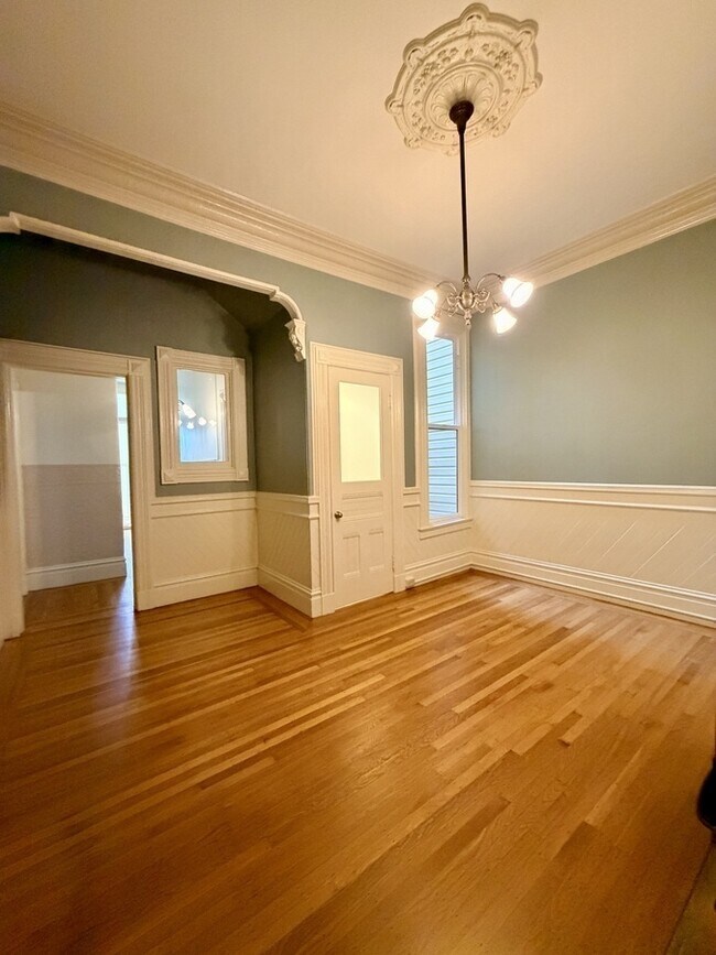 Foto del edificio - 2536 Sutter St