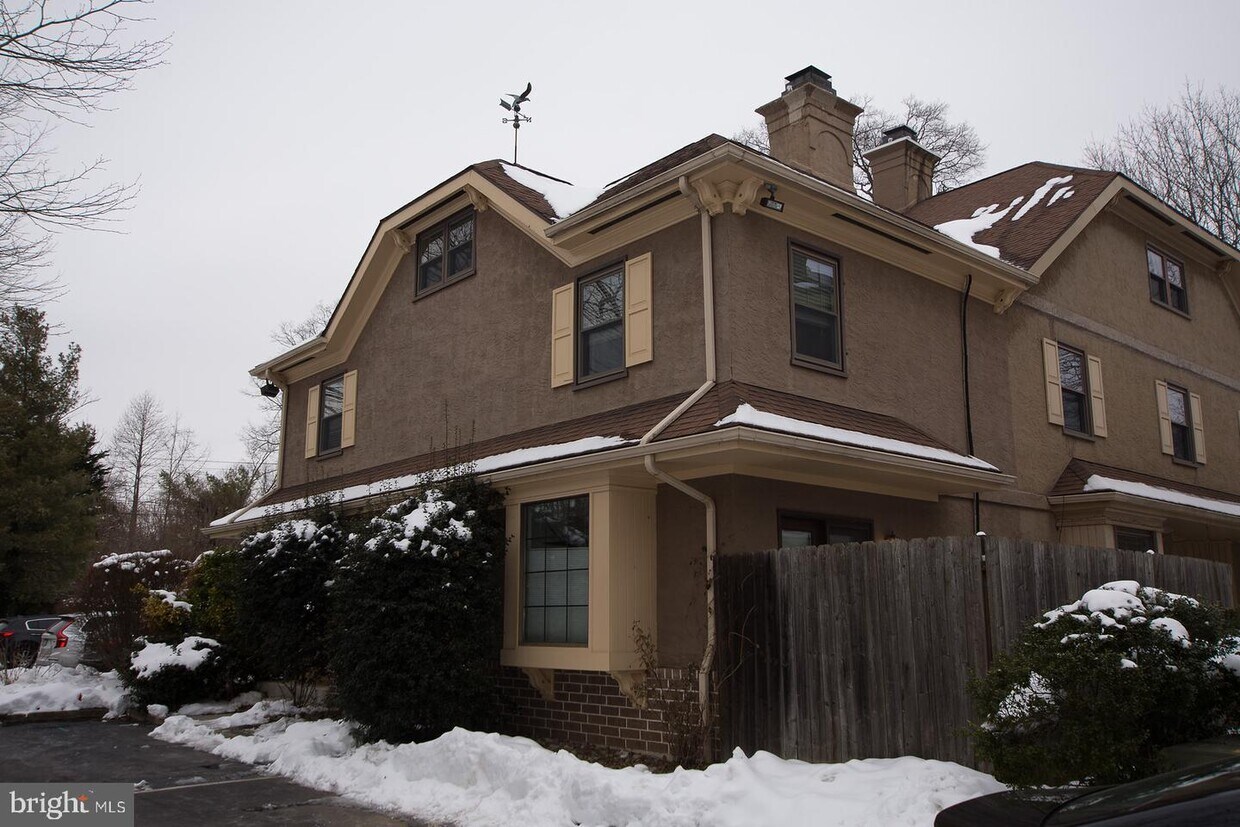 413 Eagle Rd, Wayne, PA 19087 Townhome Rentals in Wayne PA