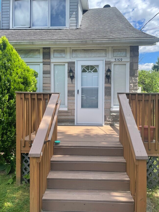 Building Photo - 3169 Rail Ave