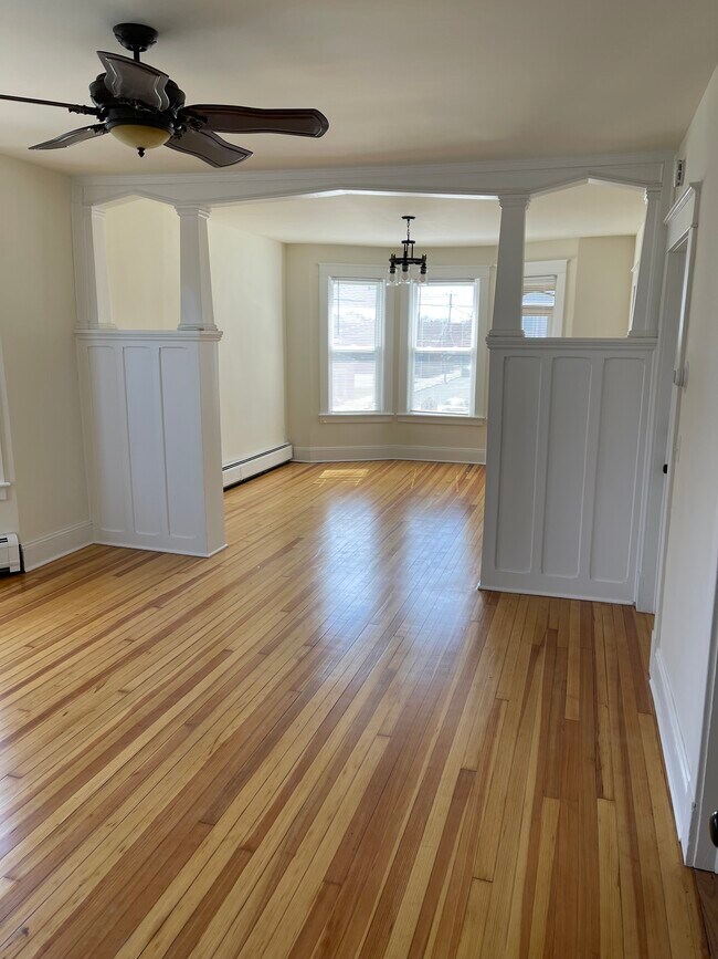 701 25th St Unit Floor 2, Watervliet, NY 12189 Apartments in