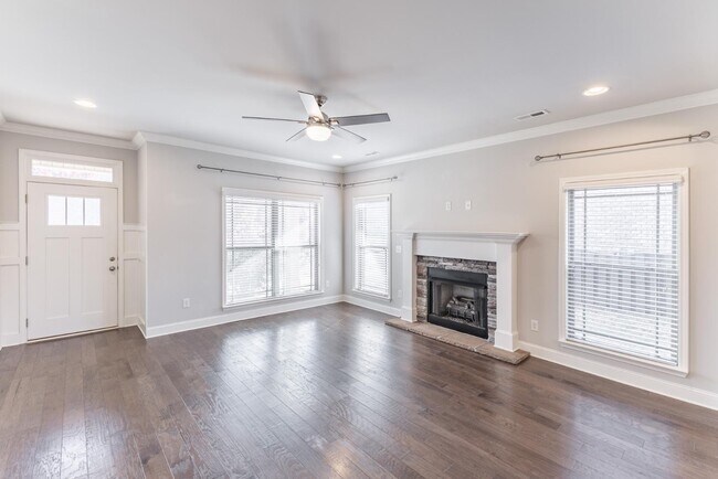Foto del edificio - 30 Cypress Grove Ln SW