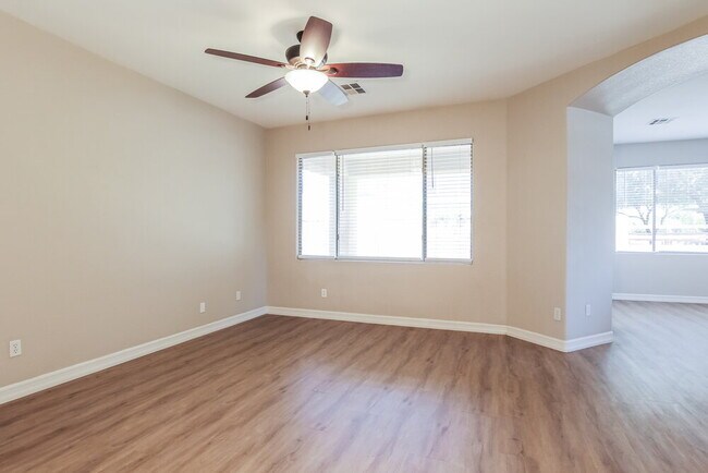 Building Photo - 18782 E Kingbird Dr