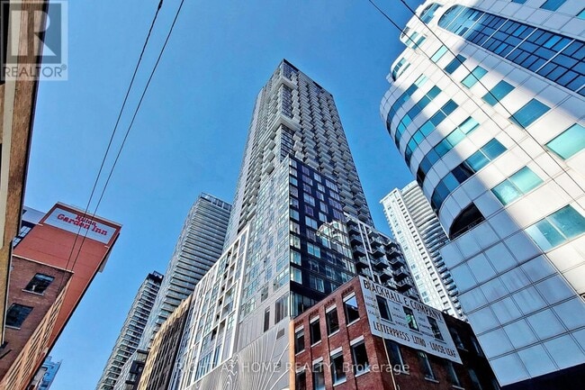 Building Photo - 87 Peter St