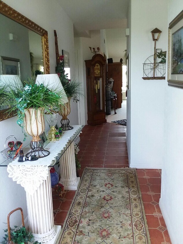 1950 W Crown Pointe Blvd Unit 208B, Naples, FL 34112 Condo for Rent