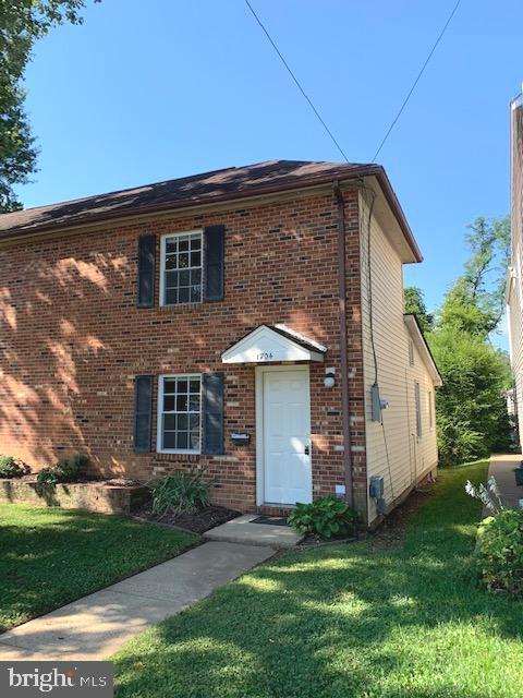 Foto principal - 1704 Washington Ave