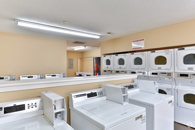 Laundry Center - Summer Pointe Apartment Homes