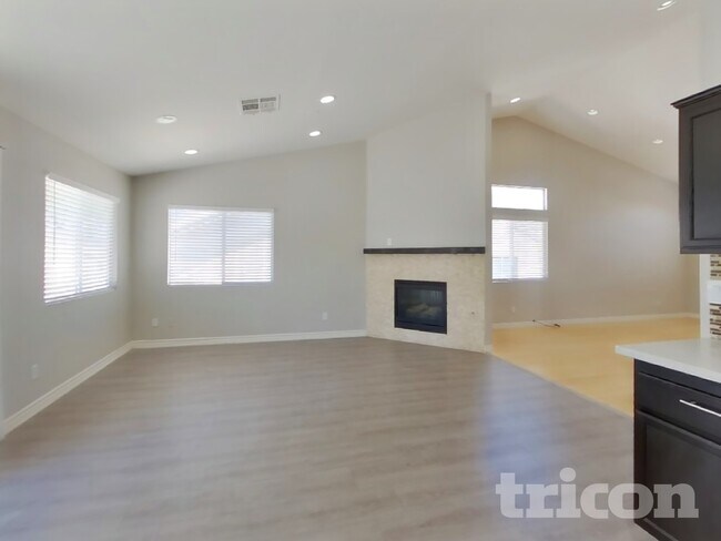 Building Photo - 1166 Picked Petal Ct