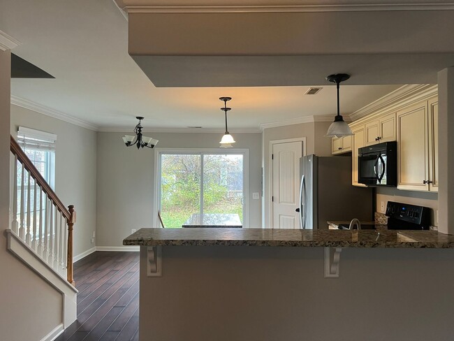 Foto del edificio - 2 Bedroom, 2.5 Bath Townhome in Goodlettesville