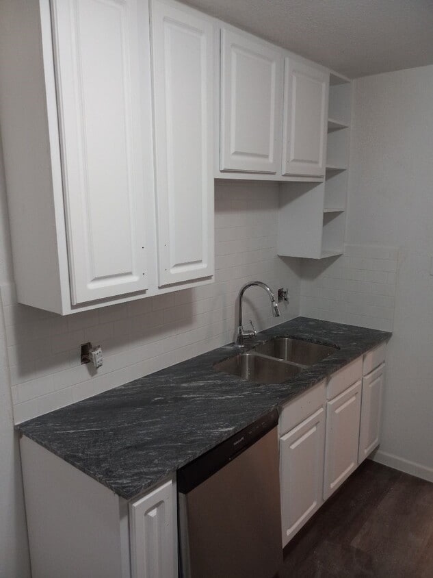 Foto principal - 2681 Gessner Rd