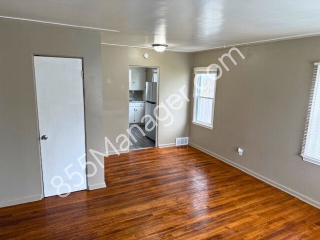 Foto del edificio - Updated 2-Bedroom Home in Flint – Fresh 20...
