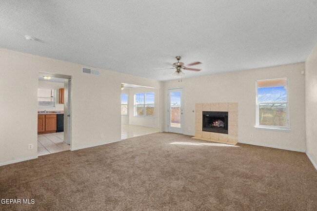 Foto del edificio - 9040 Alliance Ct