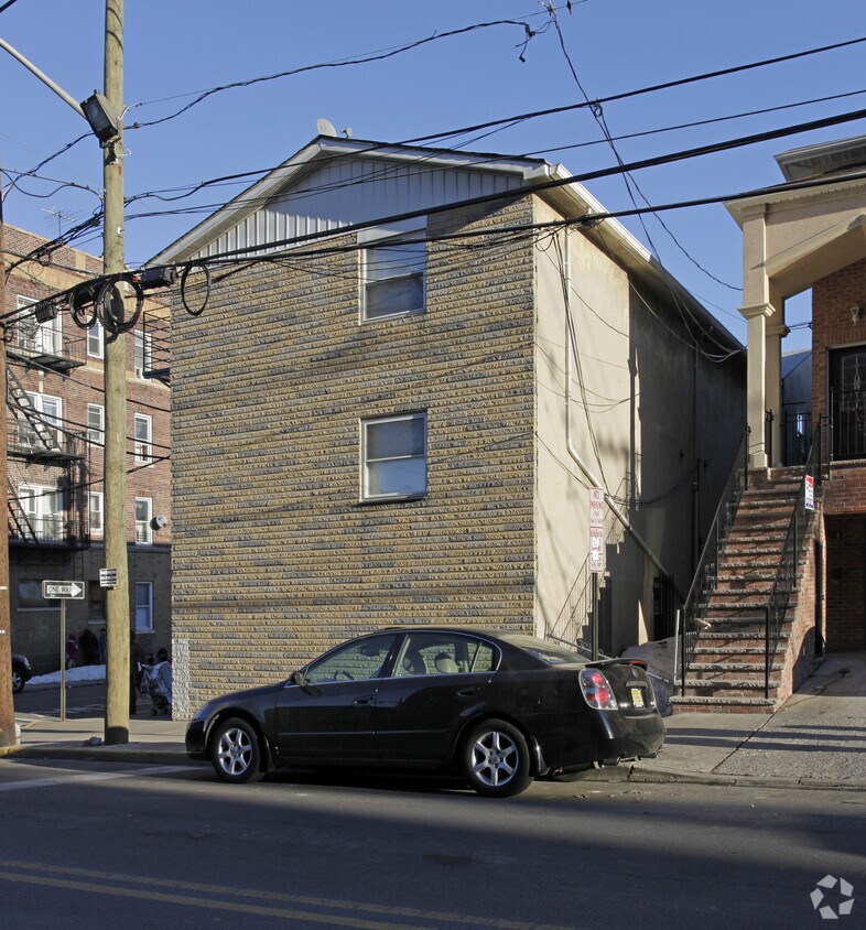 Foto del edificio - 719 26th St