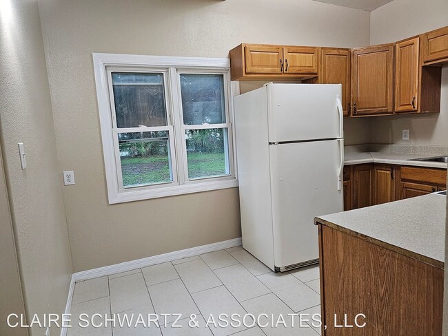 Building Photo - 2 br, 1 bath House - 4407 Southmore Rd