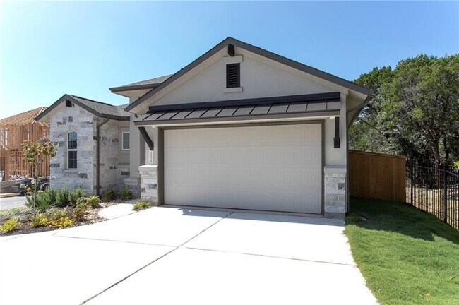 Building Photo - 12504 Simmental Dr