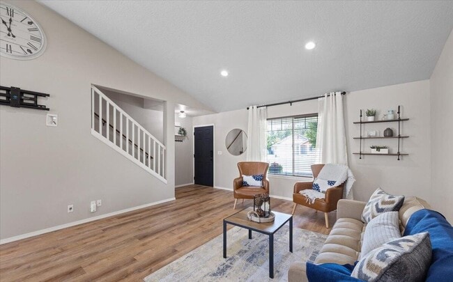 Great Room - 3040 W Dumont Dr
