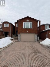 Building Photo - 82 Woodcroft Ln