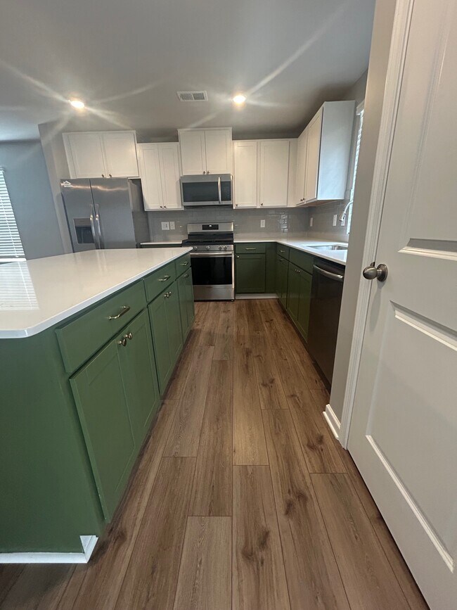 04_Cocina - 1202 Old Fort Dr