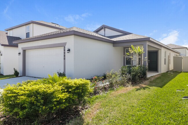 Building Photo - Inviting 4-Bedroom Home