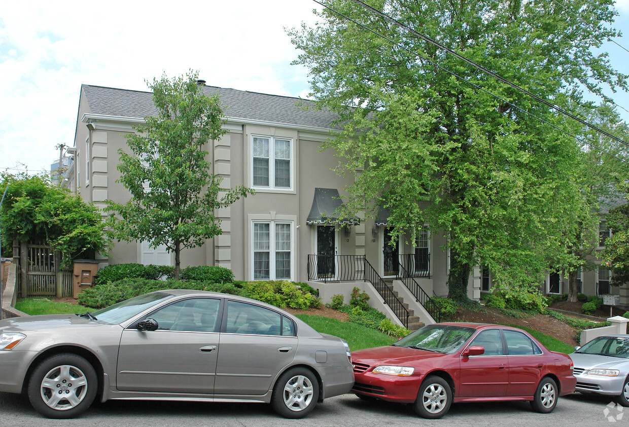 Primary Photo - St. Charles Place