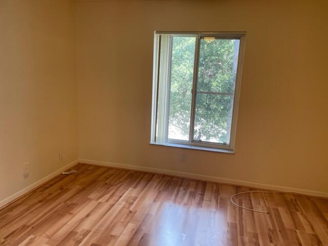 Building Photo - 2500 SE Anchorage Cove