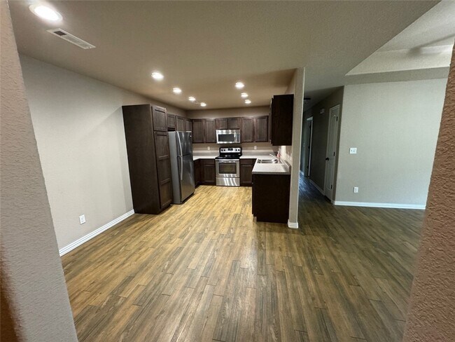 Foto del edificio - 12688 Pioneer Ln