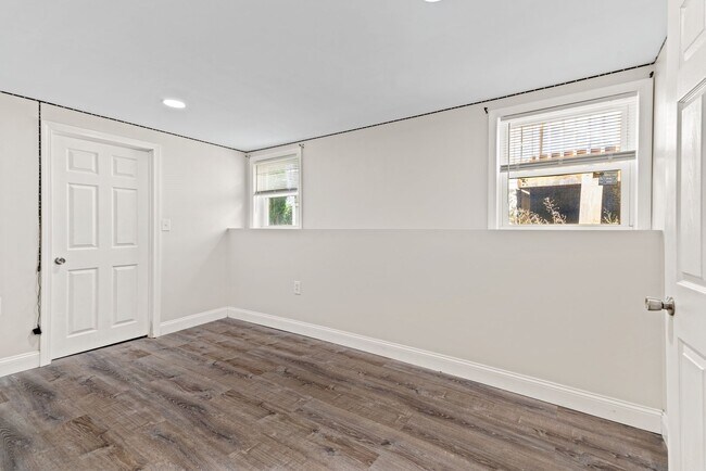 Foto del edificio - 3 1/2 Baltimore Street