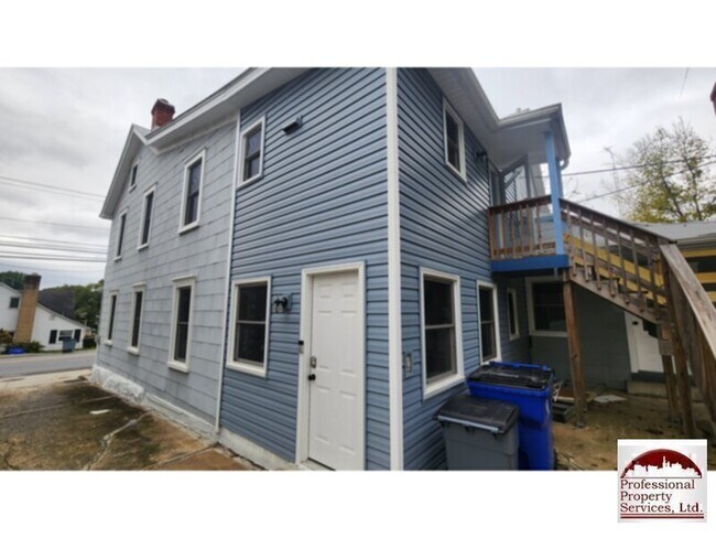 Foto del edificio - Walk to shops, dining and recreation areas!