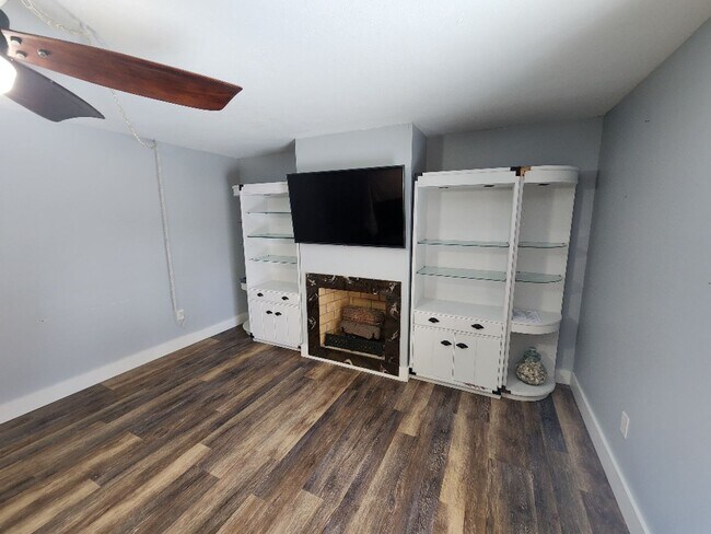 Foto del edificio - Charming Townhome in Cedar Dunes