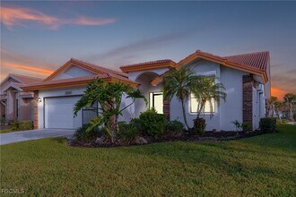 Building Photo - 12630 Kelly Palm Dr