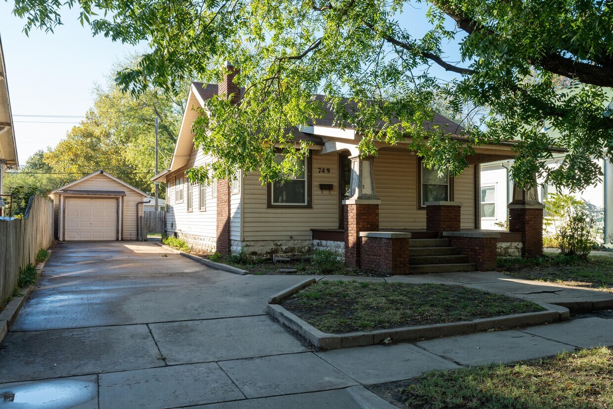 749 S Pattie St, Wichita, KS 67211 House Rental in Wichita, KS