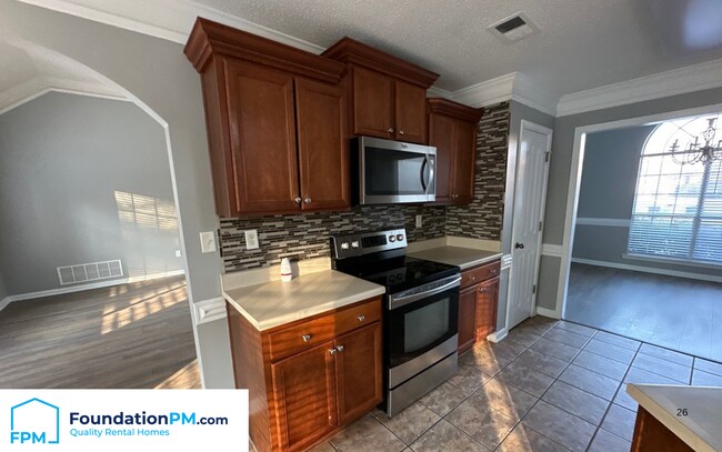 Building Photo - 4087 Sidlehill Dr