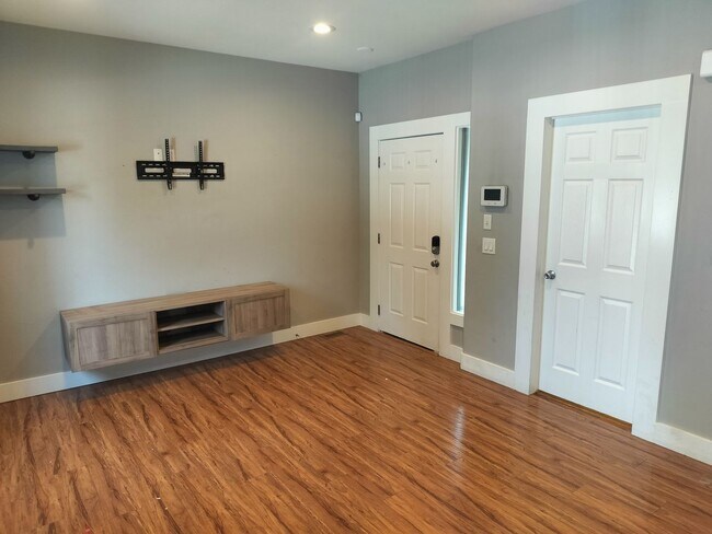 Building Photo - 2128 W 2180 N