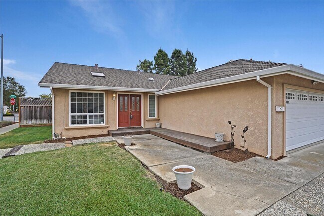 Building Photo - 3 br, 2 bath House - 36987 REYNOLDS DRIVE